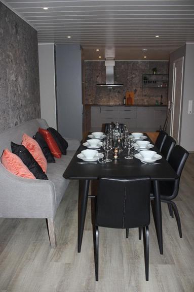 Exclusive Apartment สตรีน ภายนอก รูปภาพ
